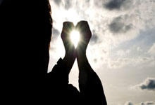 九游：复出即无敌！约基奇复出状态拉满 25中16怒轰39分10板10助！.